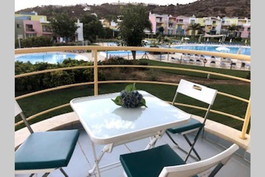 Colorful Cozy Apartment View Albufeira Dış mekan fotoğraf
